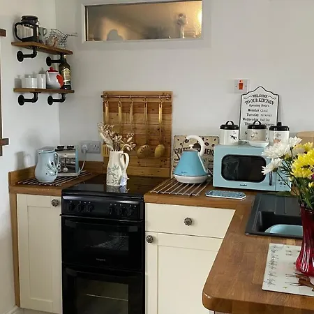 Wheelhouse - Grinkle Bell Guest house